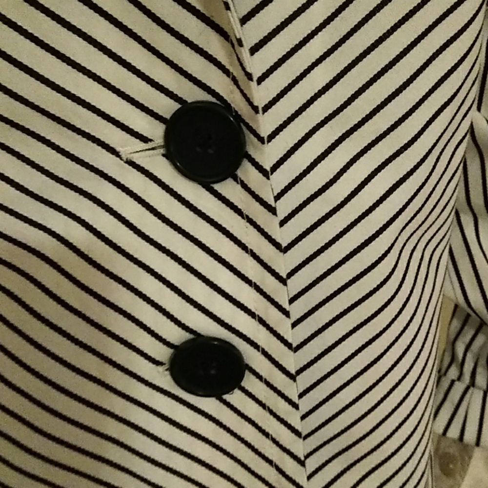 ๐๐๐ Jones of New York jacket๐๐๐๐ - Picture 3 of 7